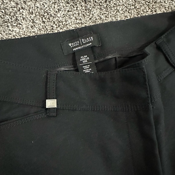 WHBM (10R) Perfect Form Slim Ankle black pant - Picture 3 of 3